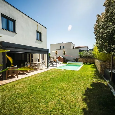 La Chrysalide Villa